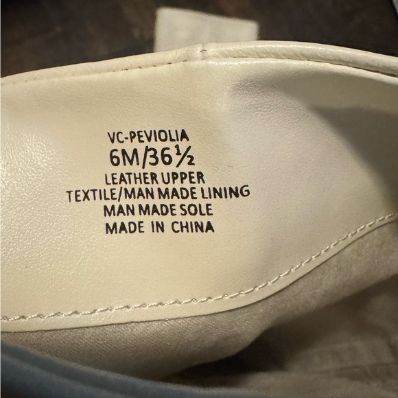 Vince Camuto Peviolia Knee-High Women's Boots size 6 - Picture 2 of 3